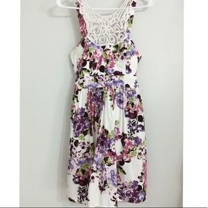 Floral Tea Dress 👗